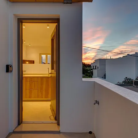 Silver Aeras Apartment